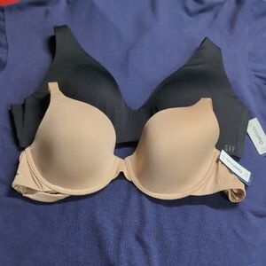 Two Gap Bras 36C, 2 For One!